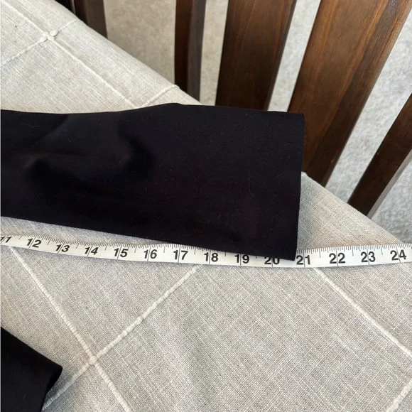 White House Black Market women’s blazer - great condition - Picture 8 of 11